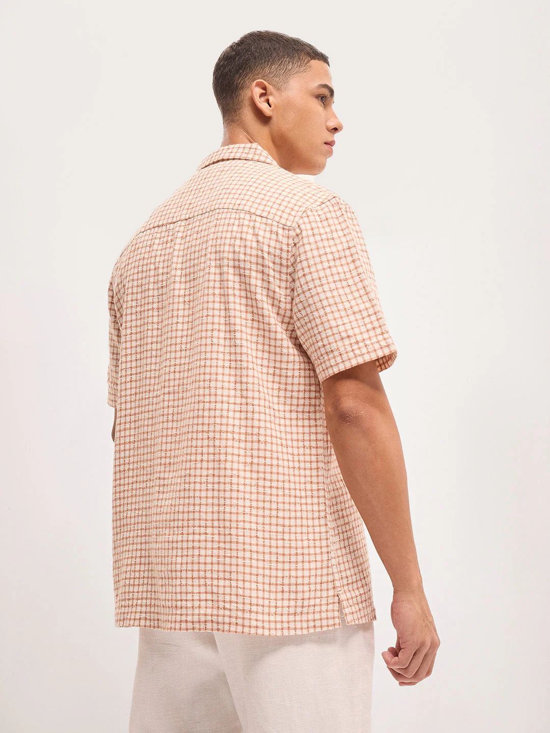 Men Brown Graph Check Regular Fit Casual Shirt - Image 2