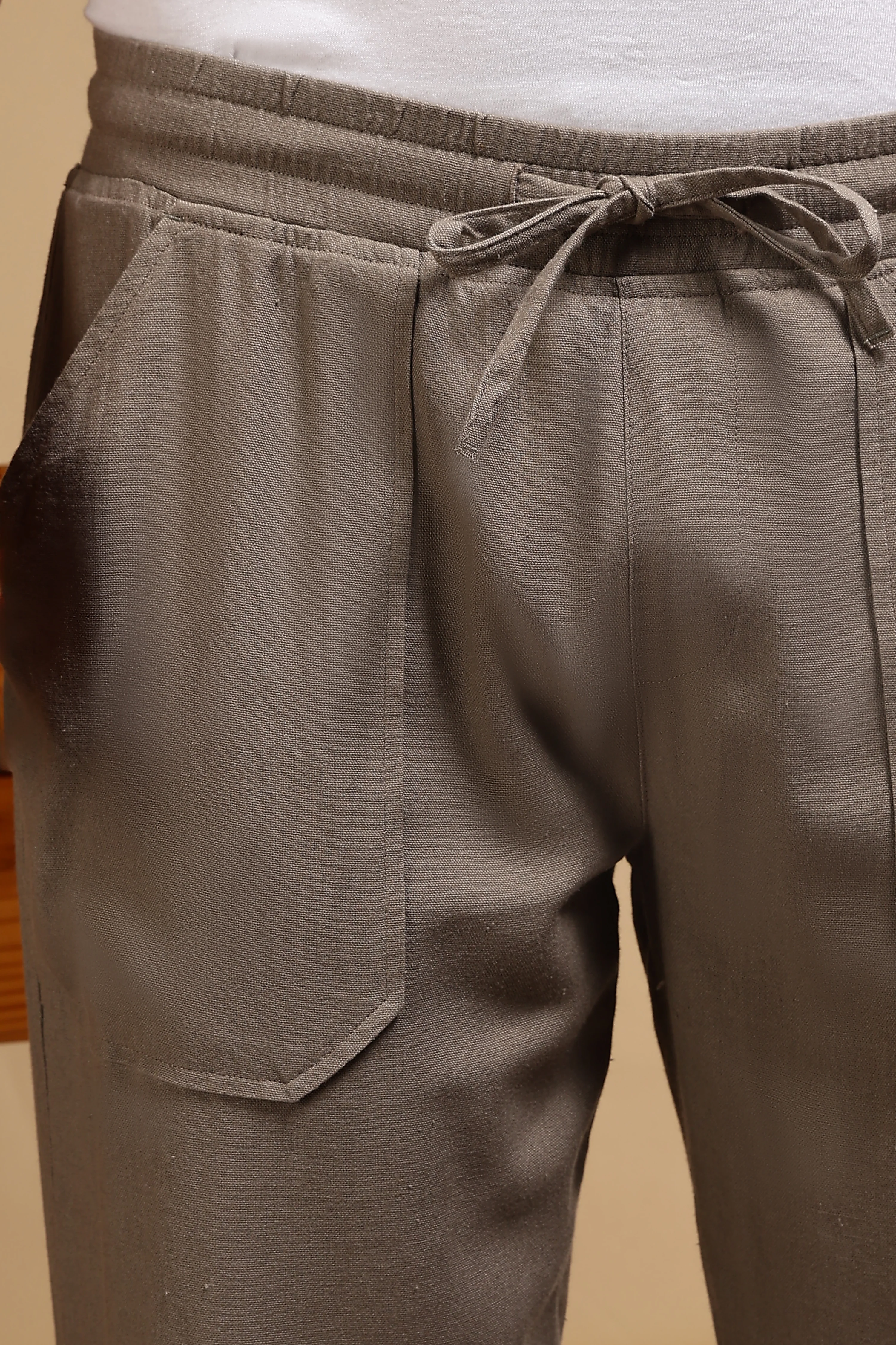 Men Brown Linen Blend Loose Fit Drawcord Trousers - Image 8