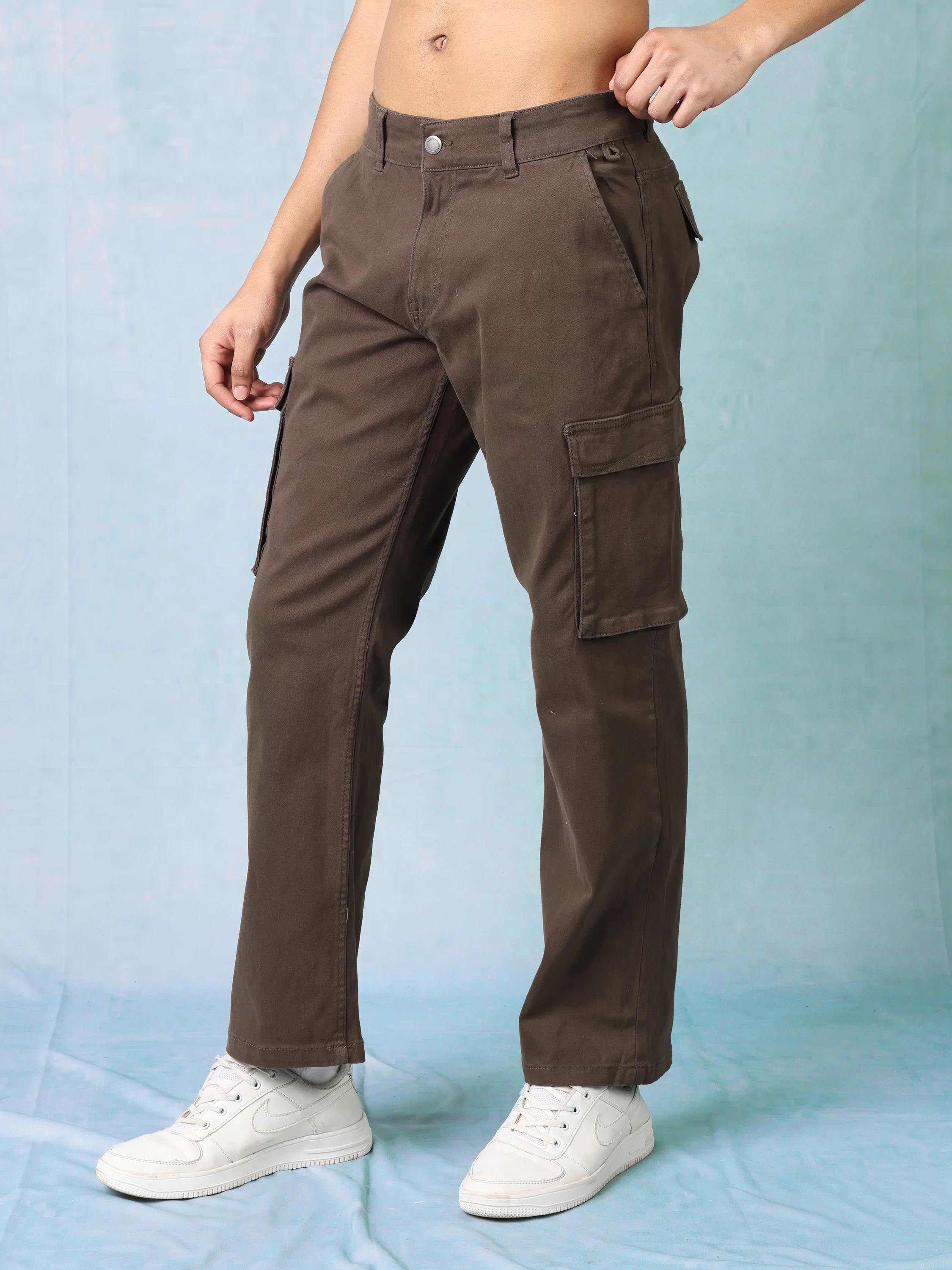 Men Brown Mid Rise Cargo Pants - Image 2