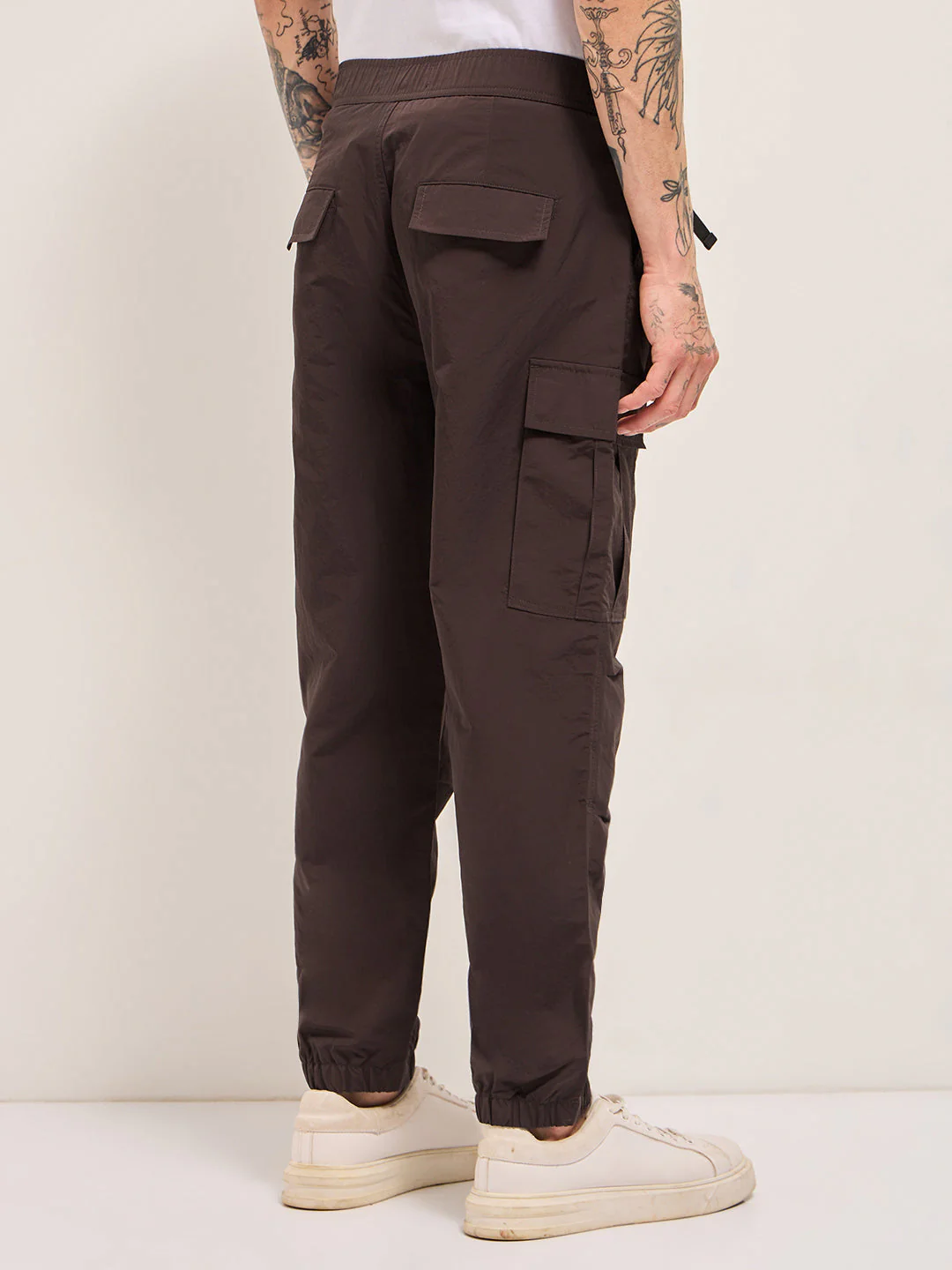 Men Brown Nylon Relaxed Fit Cargo Pants - Image 2