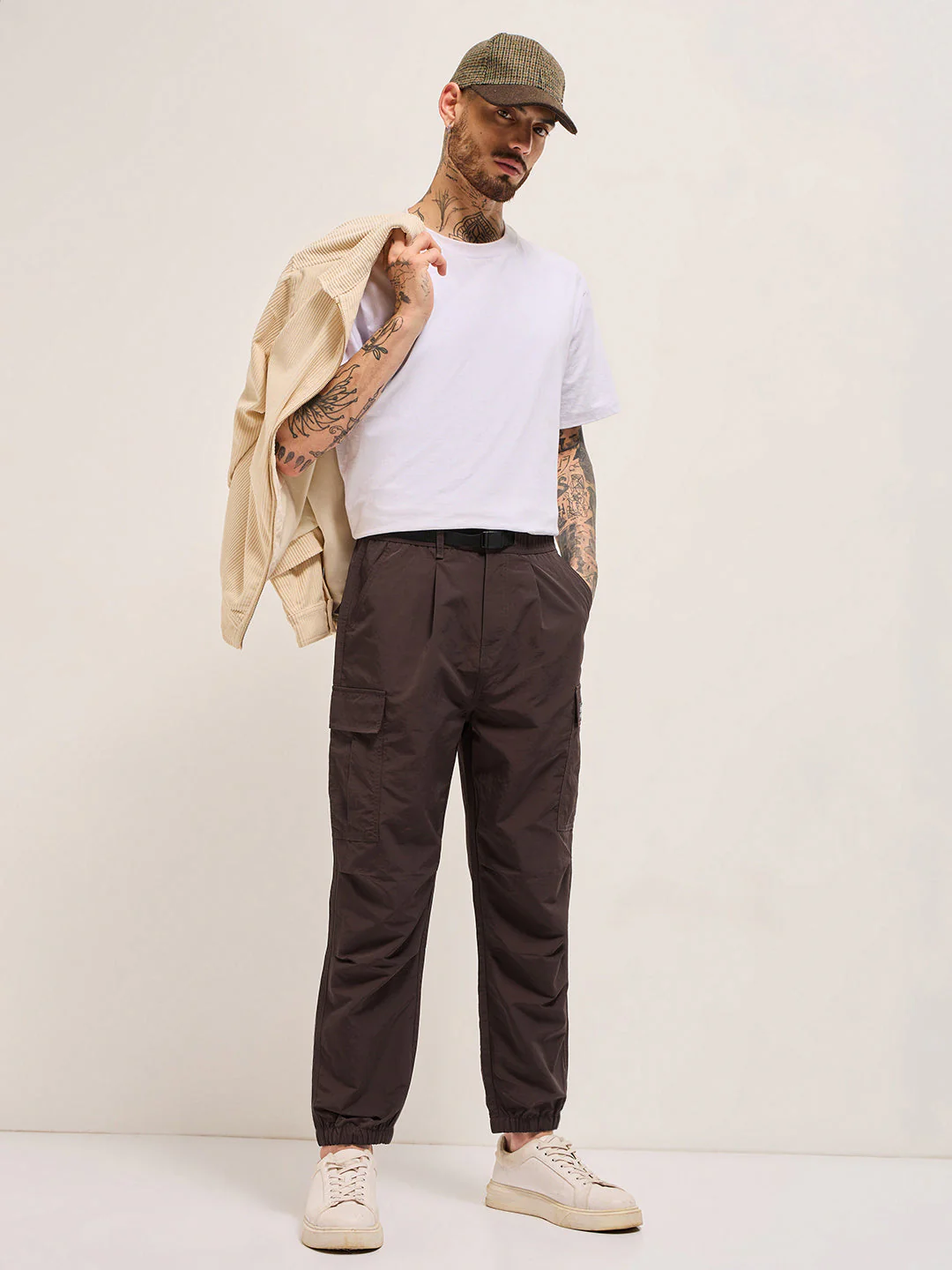 Men Brown Nylon Relaxed Fit Cargo Pants - Image 4