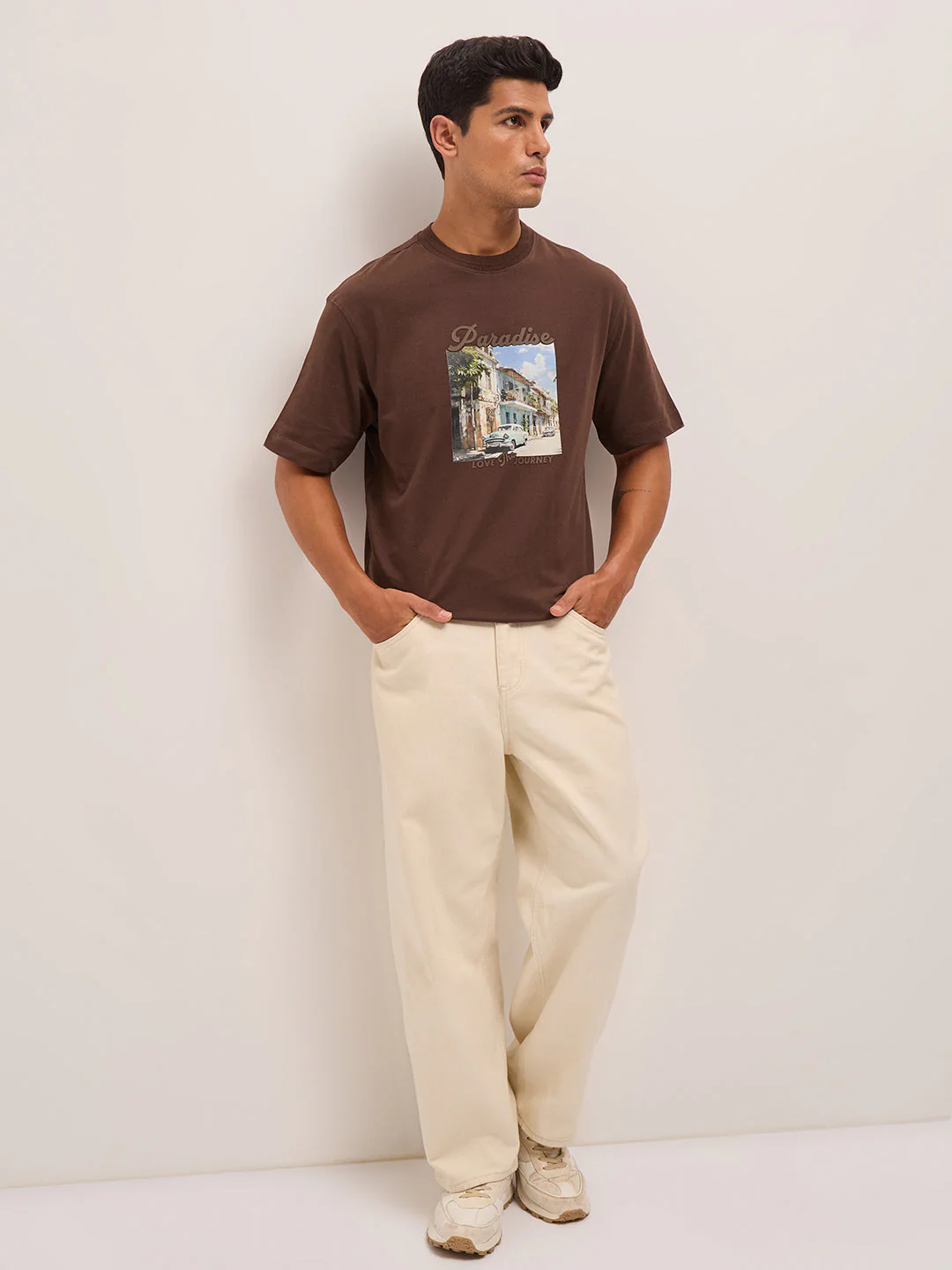 Men Brown Oversize Graphic Printed Crew Neck T-shirt - Image 4