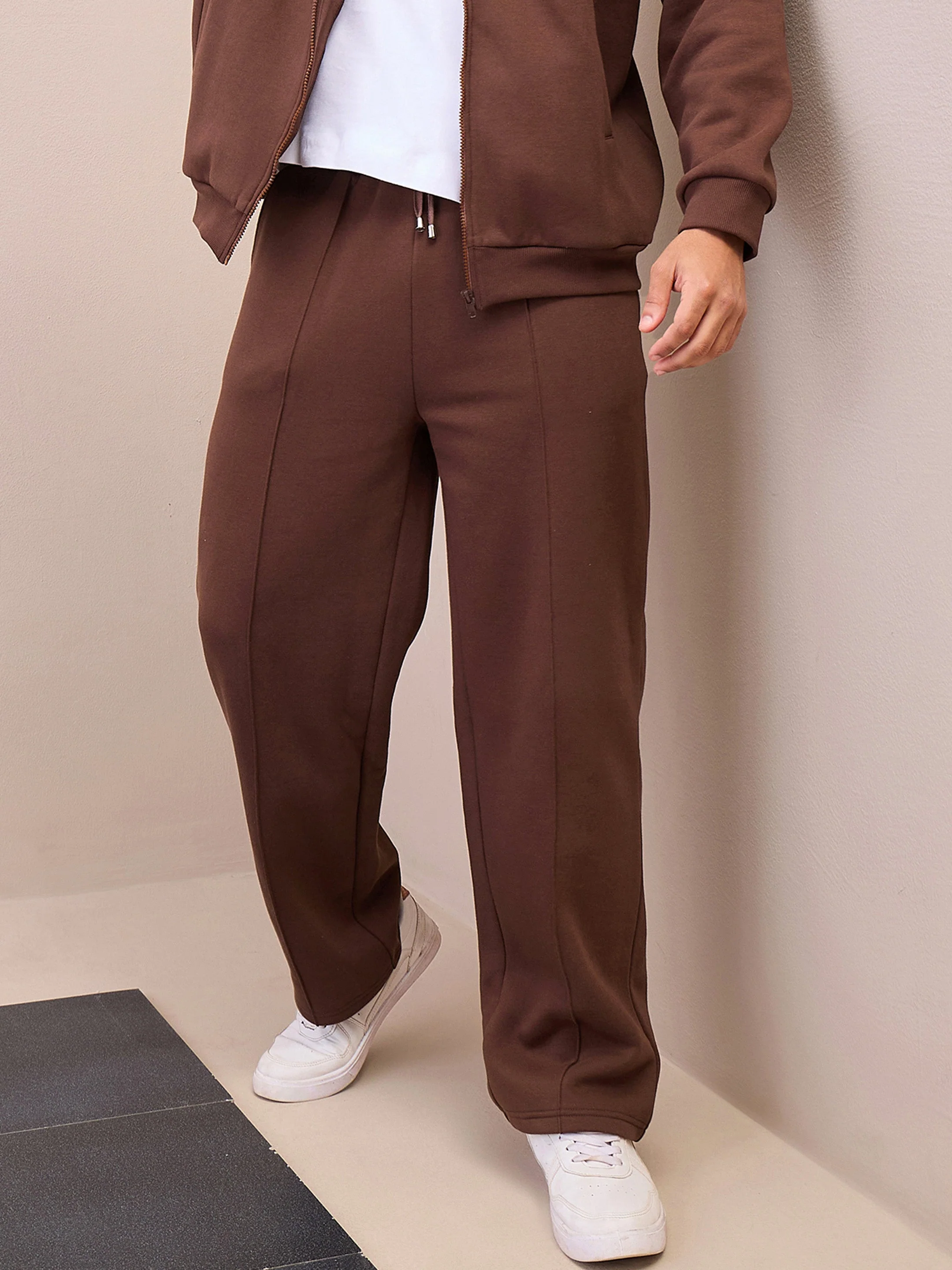 Men Brown Pintuck Oversized Sweatpants - Image 6
