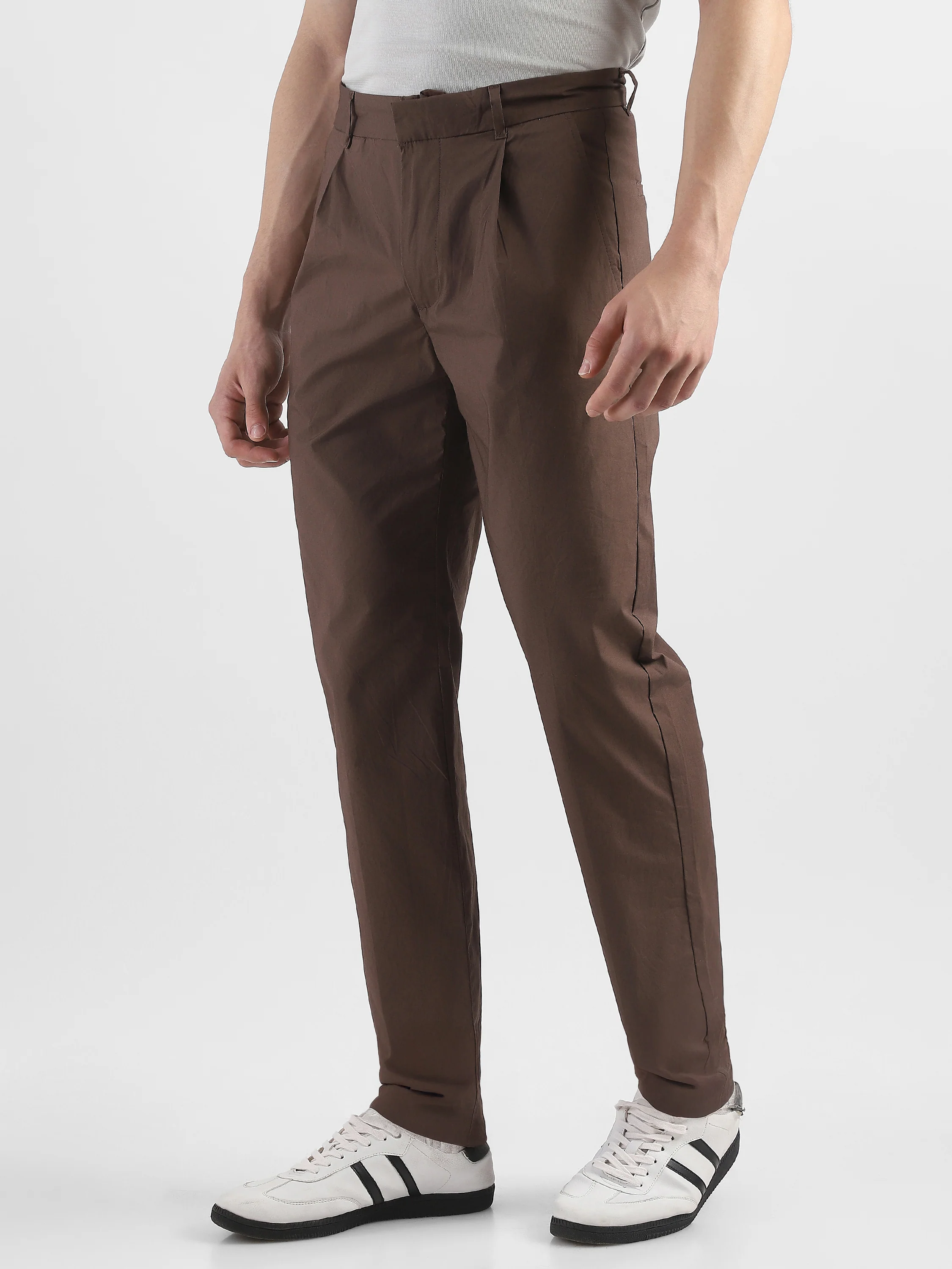 Men Brown Pleated Regular Fit Trouser - Image 5