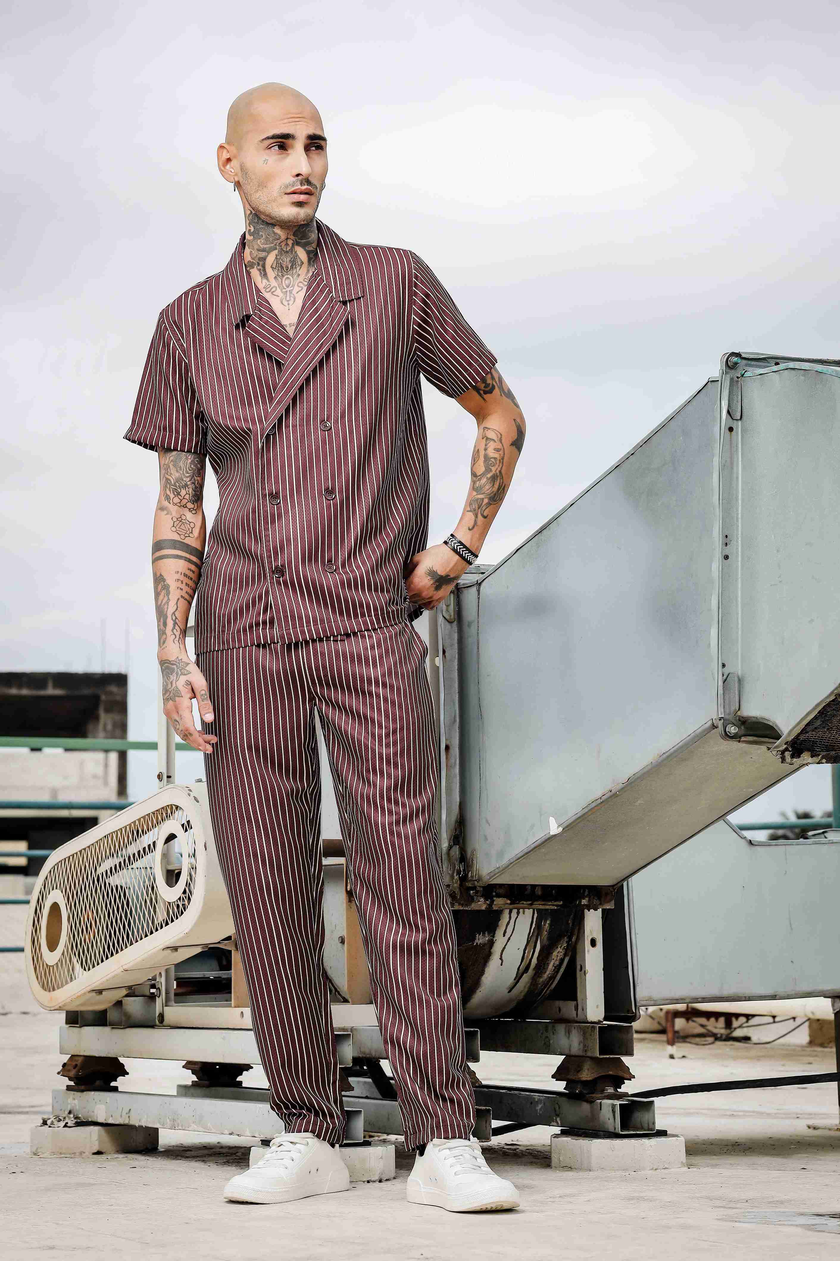 Men Brown Relaxed Fit Pants - Image 6