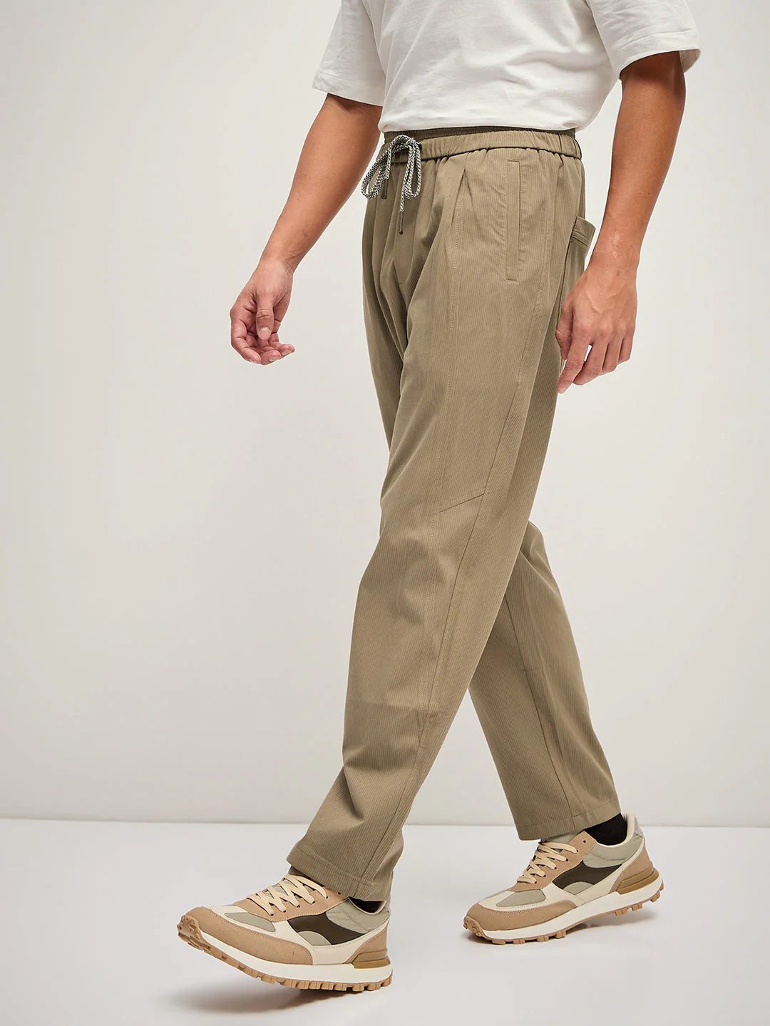 Men Brown Self Design Regular Fit Mid-Rise Casual Pant - Image 3