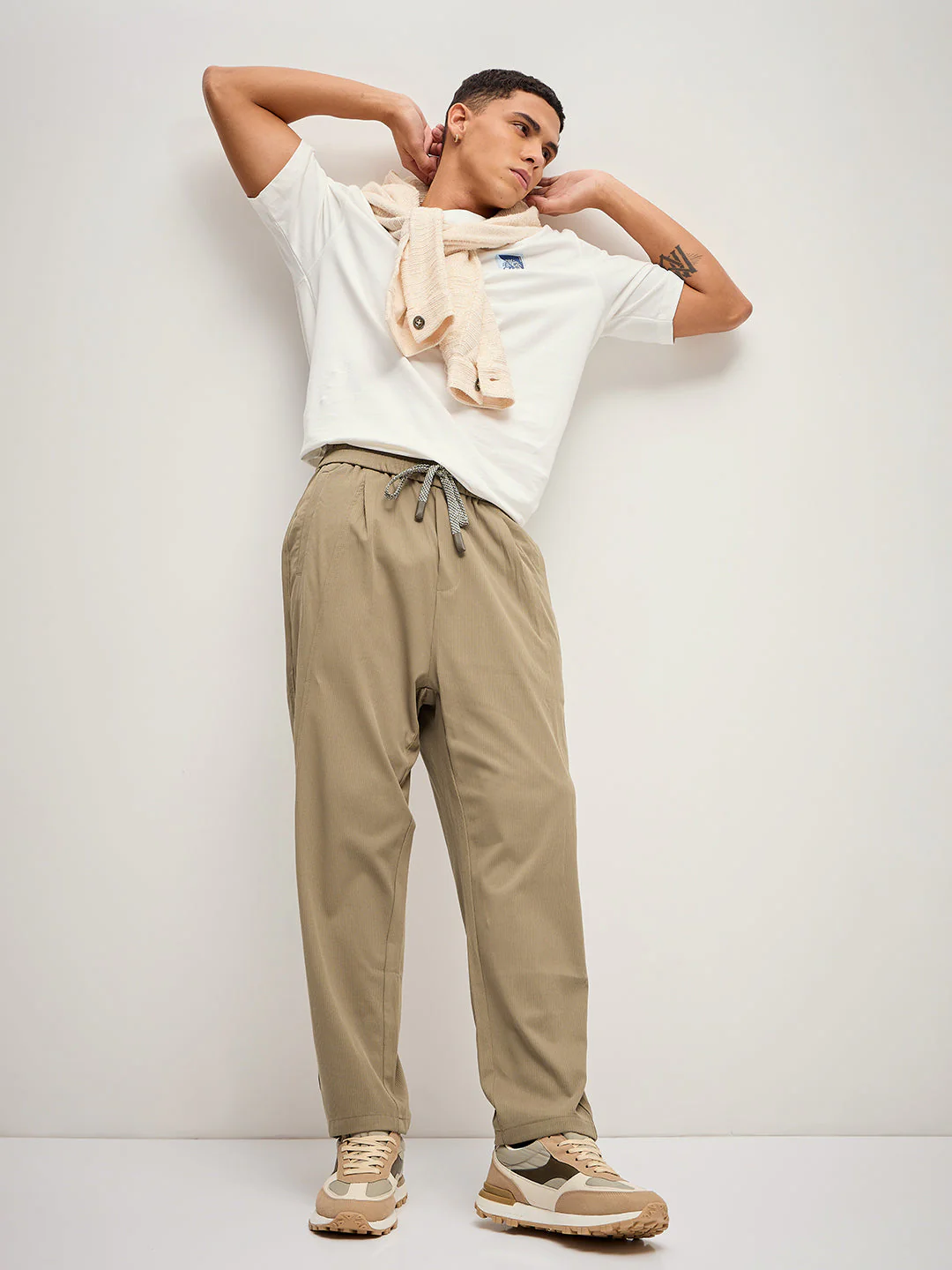 Men Brown Self Design Regular Fit Mid-Rise Casual Pant - Image 4