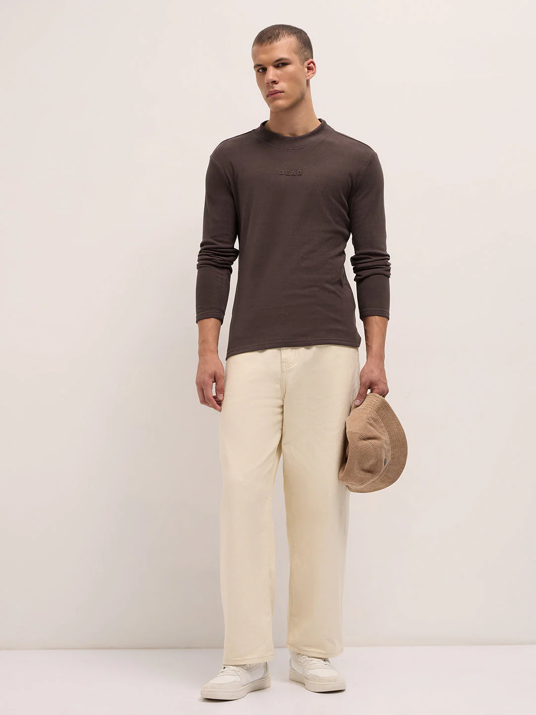 Men Brown Slim Fit Crew Neck T-Shirt - Image 4