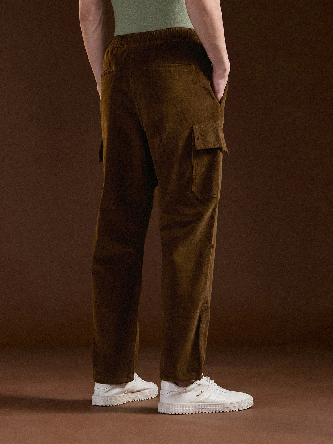 Men Brown Solid Baggy Fit Stylish Corduroy Cargo Pant - Image 2