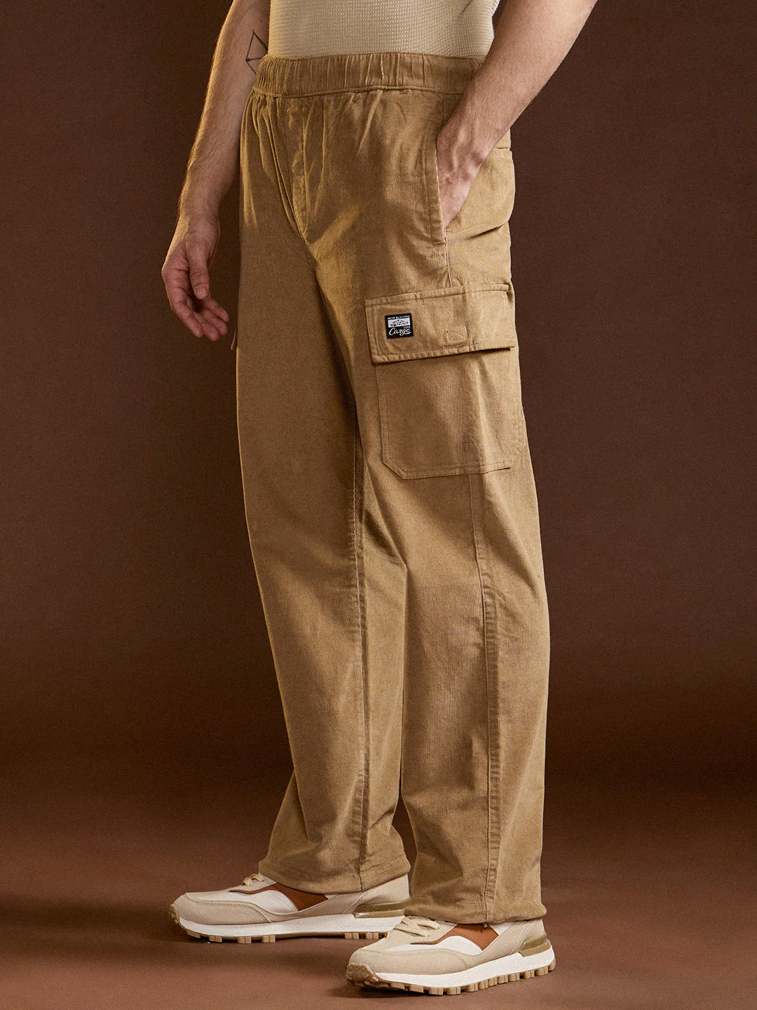 Men Brown Solid Baggy Fit Stylish Corduroy Cargo Pant - Image 3