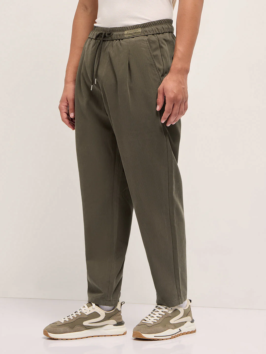 Men Olive Solid Lyocell Casual Trousers - Image 3