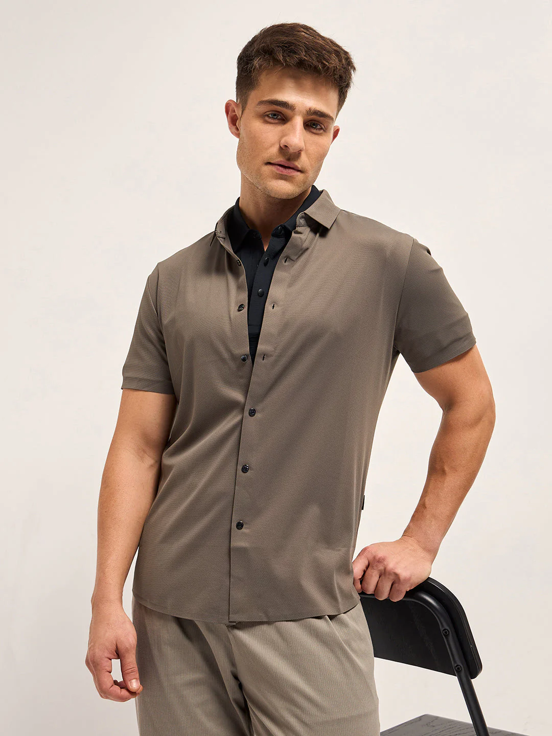 Men Brown Solid Nylon Blend Classic Spread Collar Shirt