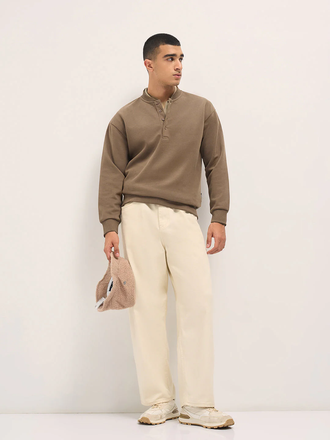 Men Brown Solid Relaxed Fit Henley Neck T-Shirt - Image 4