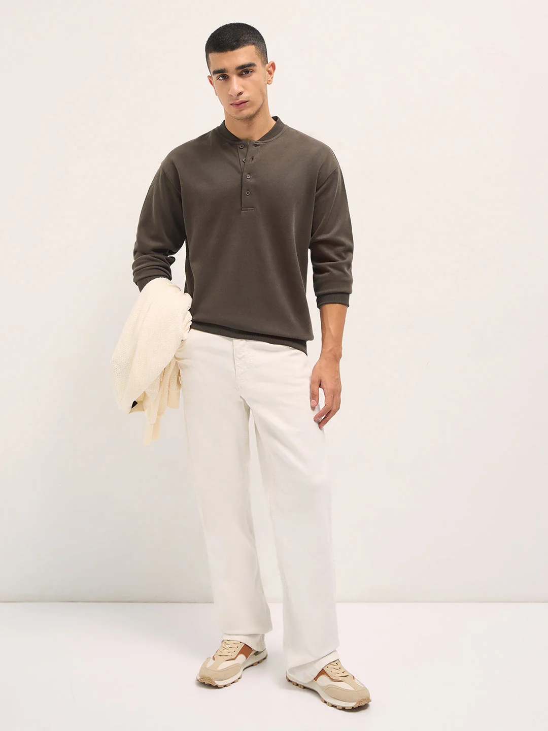Men Brown Solid Relaxed Fit Henley Neck T-Shirt - Image 4
