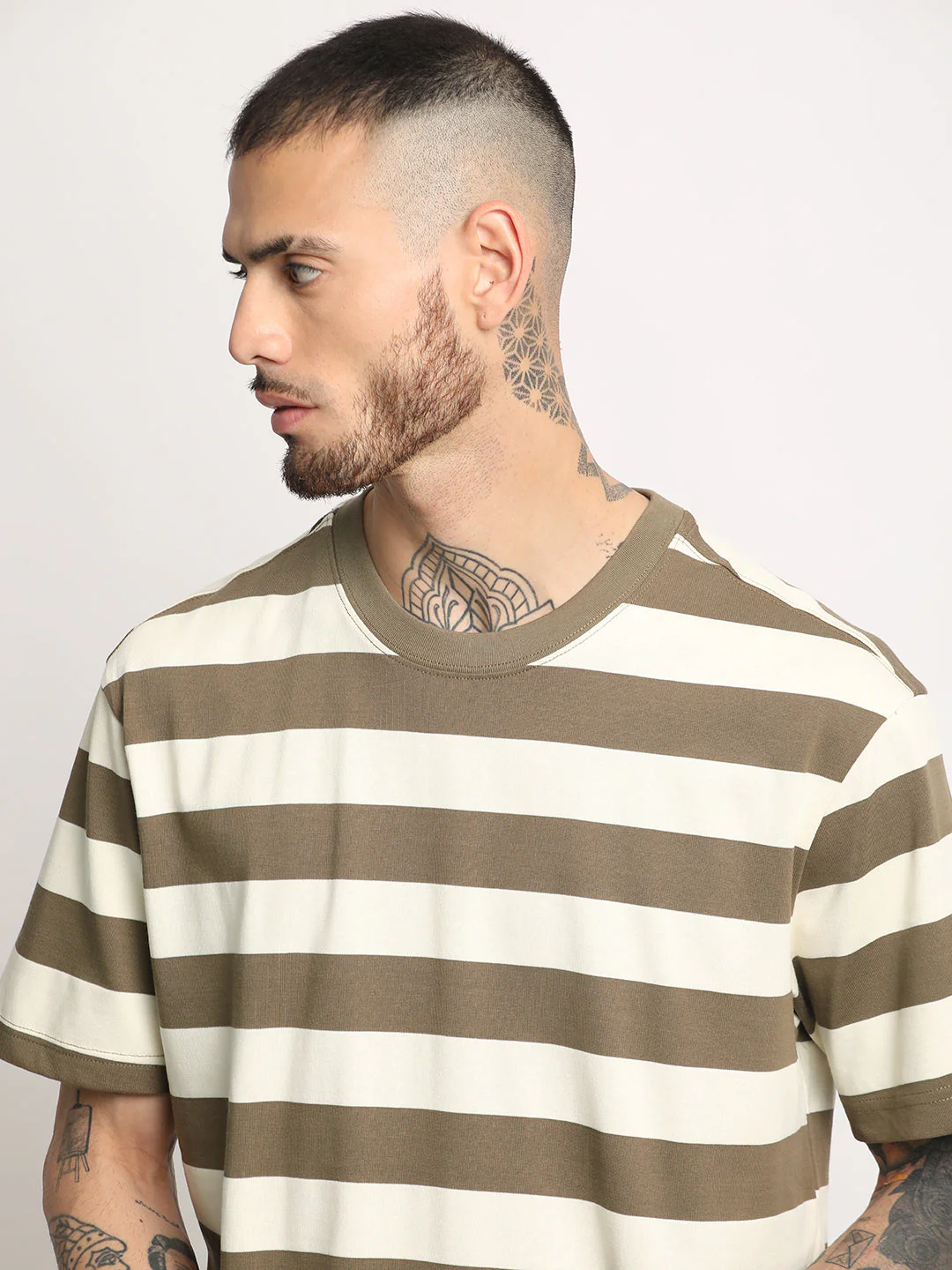 Men Brown Stripe Round Neck T-shirt