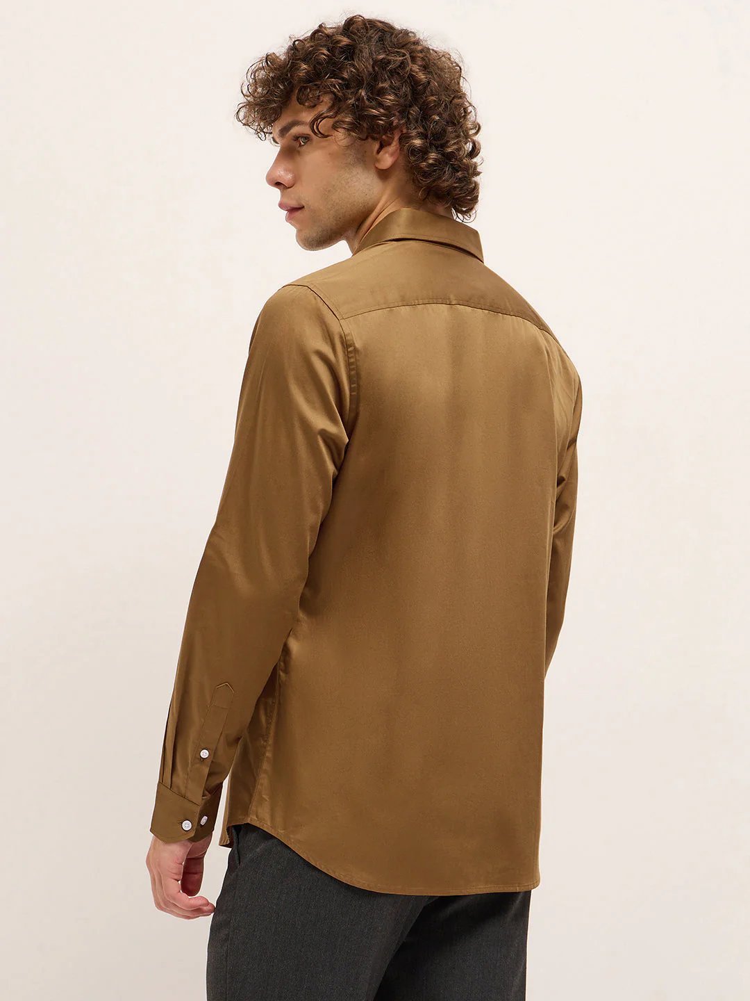 Men Brown Tailored Fit Solid Formal Shirt - Image 2