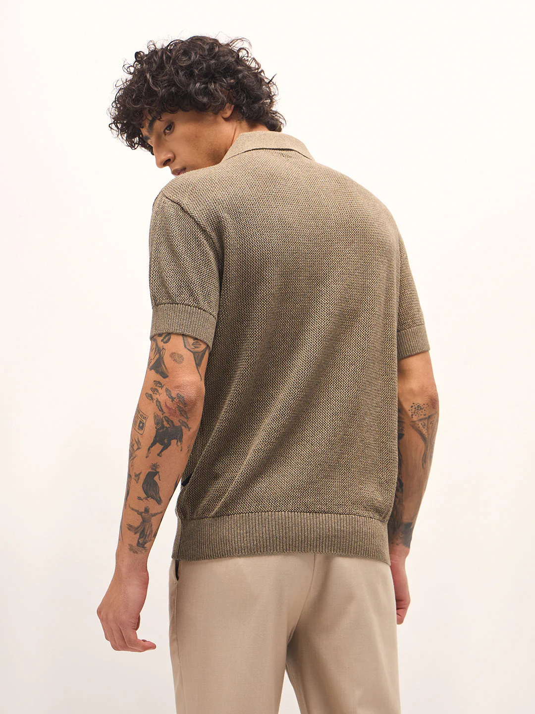 Men Brown Texture Design Regular Fit Polo - Image 2