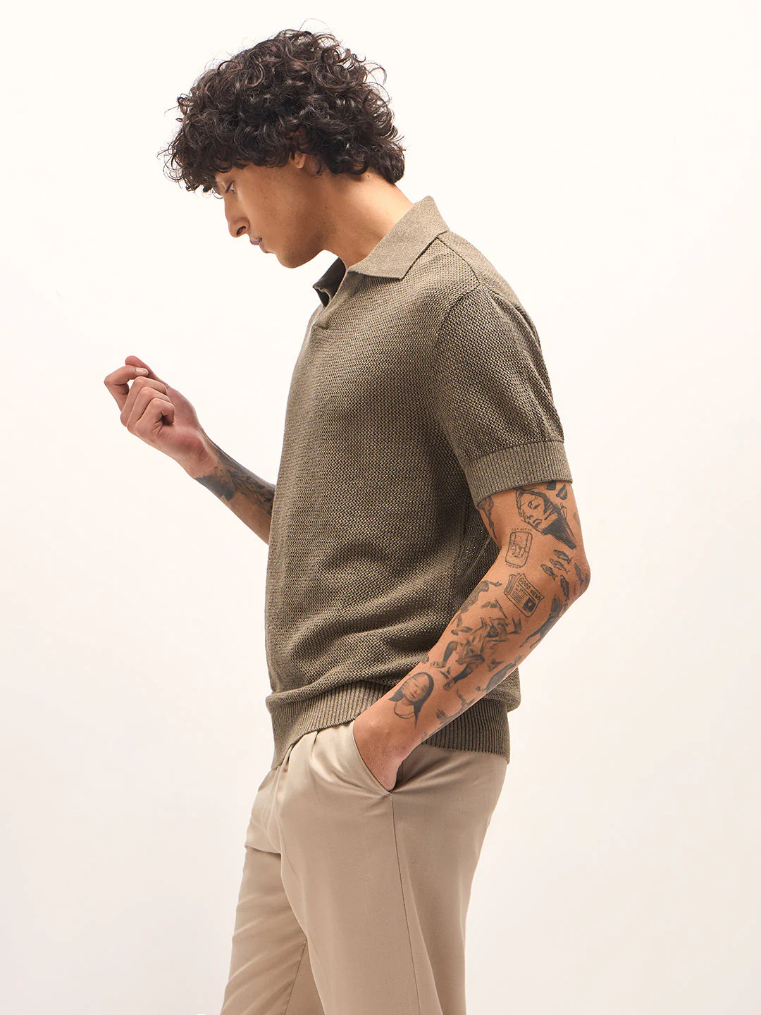 Men Brown Texture Design Regular Fit Polo - Image 3