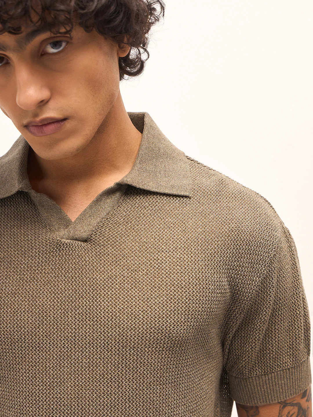 Men Brown Texture Design Regular Fit Polo - Image 5