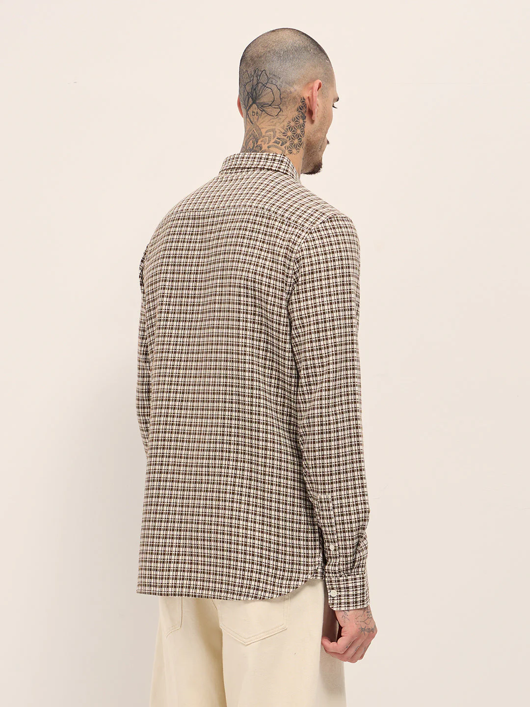 Men Brown Textured Checks Design Slim Fit Casual Shirt - Image 2
