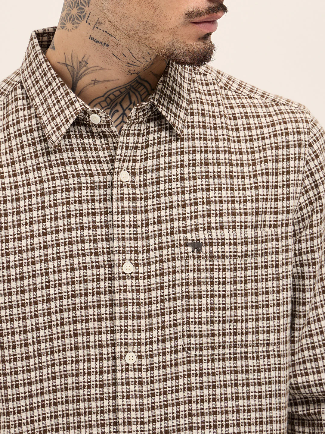 Men Brown Textured Checks Design Slim Fit Casual Shirt - Image 5