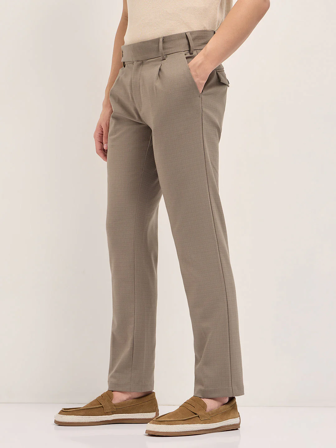 Men Brown Woven Checked Regular Fit Formal Trousers - Image 3