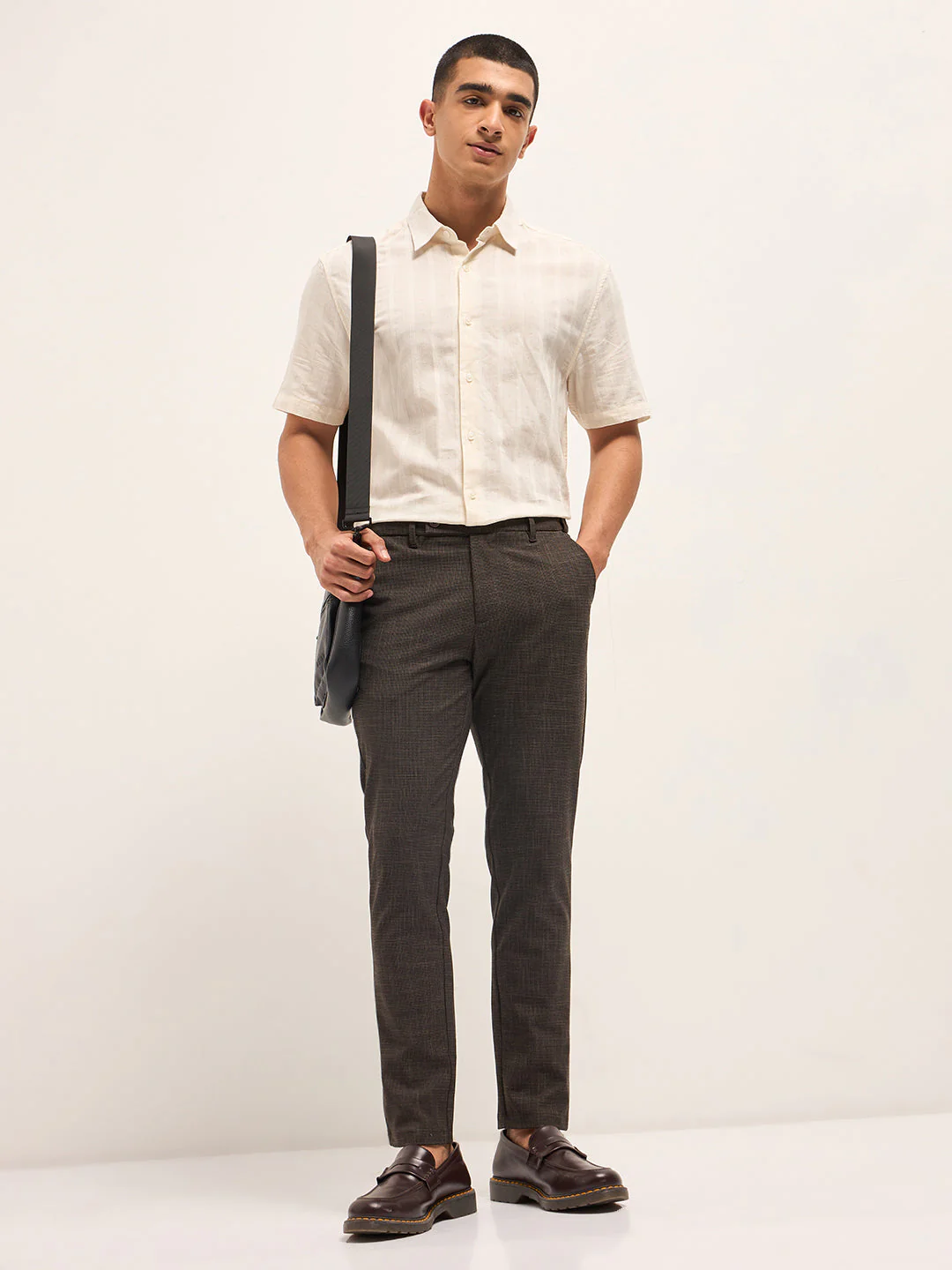 Men Brown Woven Design Slim Fit Formal Trousers - Image 4