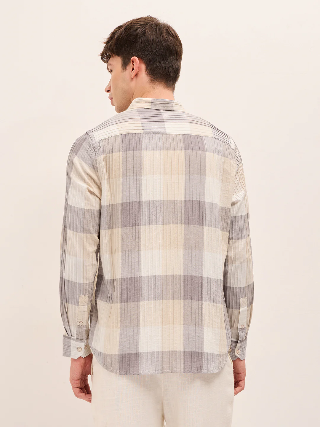 Men Buffalo Checks Casual Shirt - Image 2