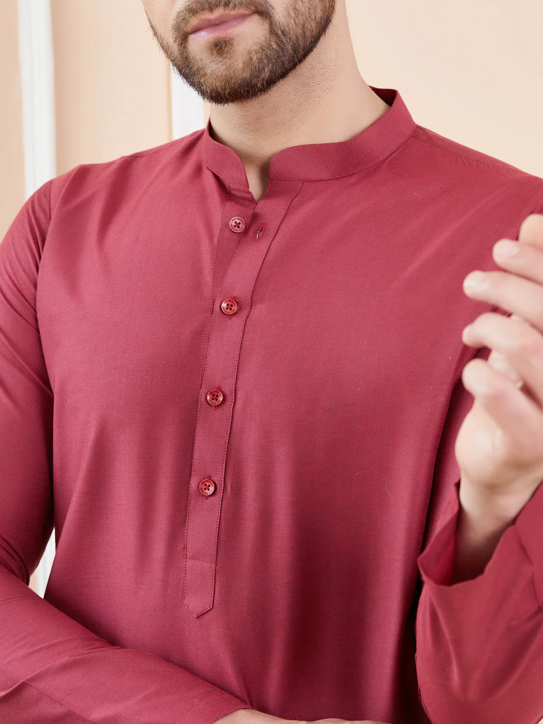 Men Burgundy Cotton Solid Straight Kurta - Image 2