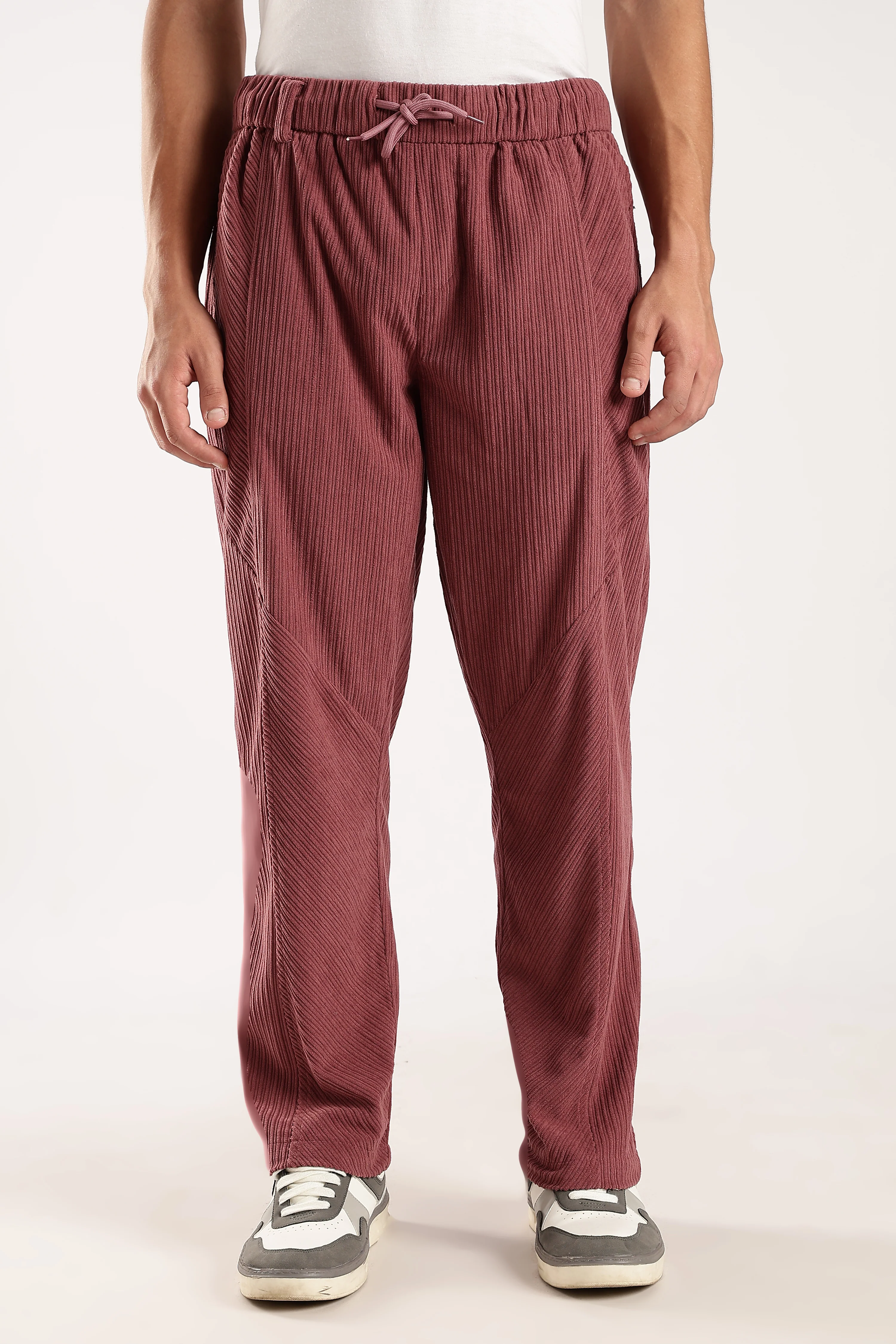 Men Burgundy Textured Drawcord Trousers - Image 7