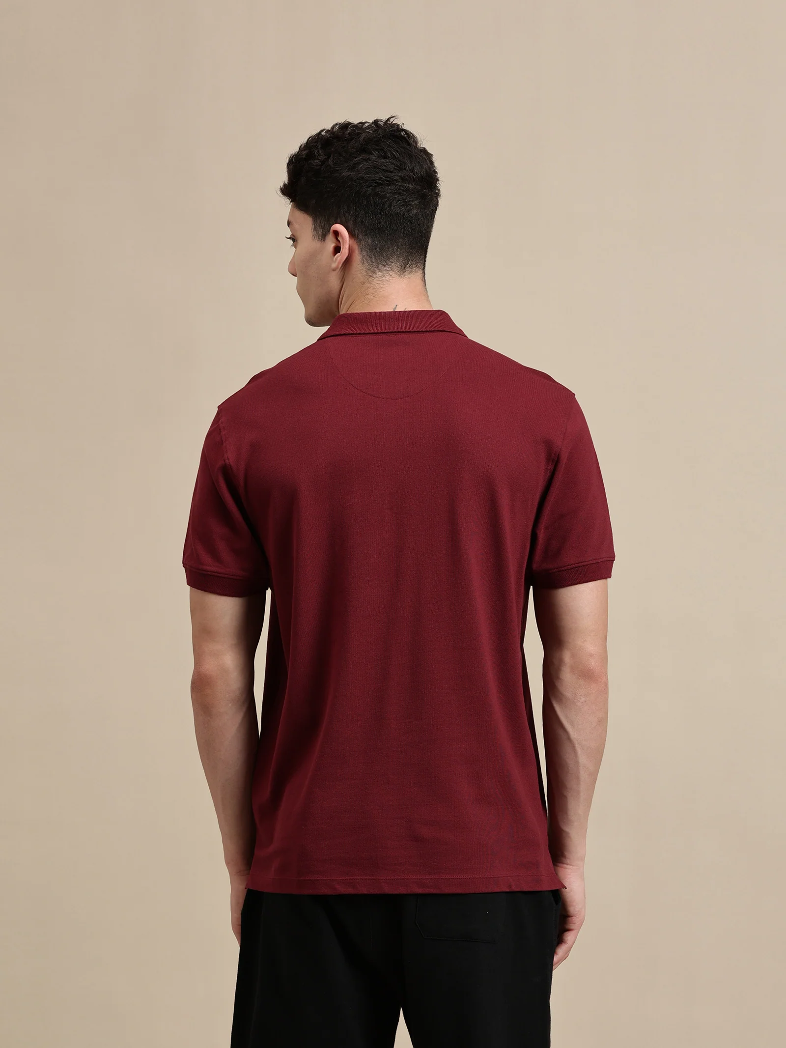 Men Burgundy Half Sleeve T-Shirt - Image 4