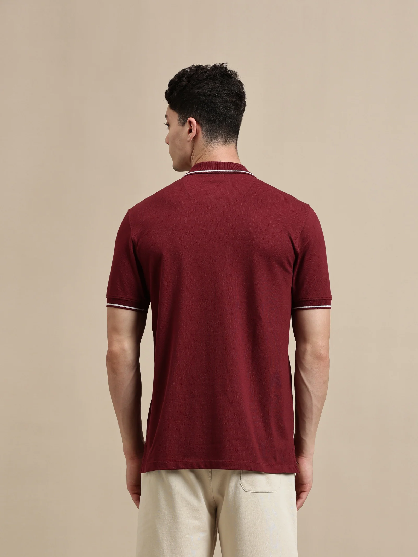 Men Burgundy Half Sleeve T-Shirt - Image 3