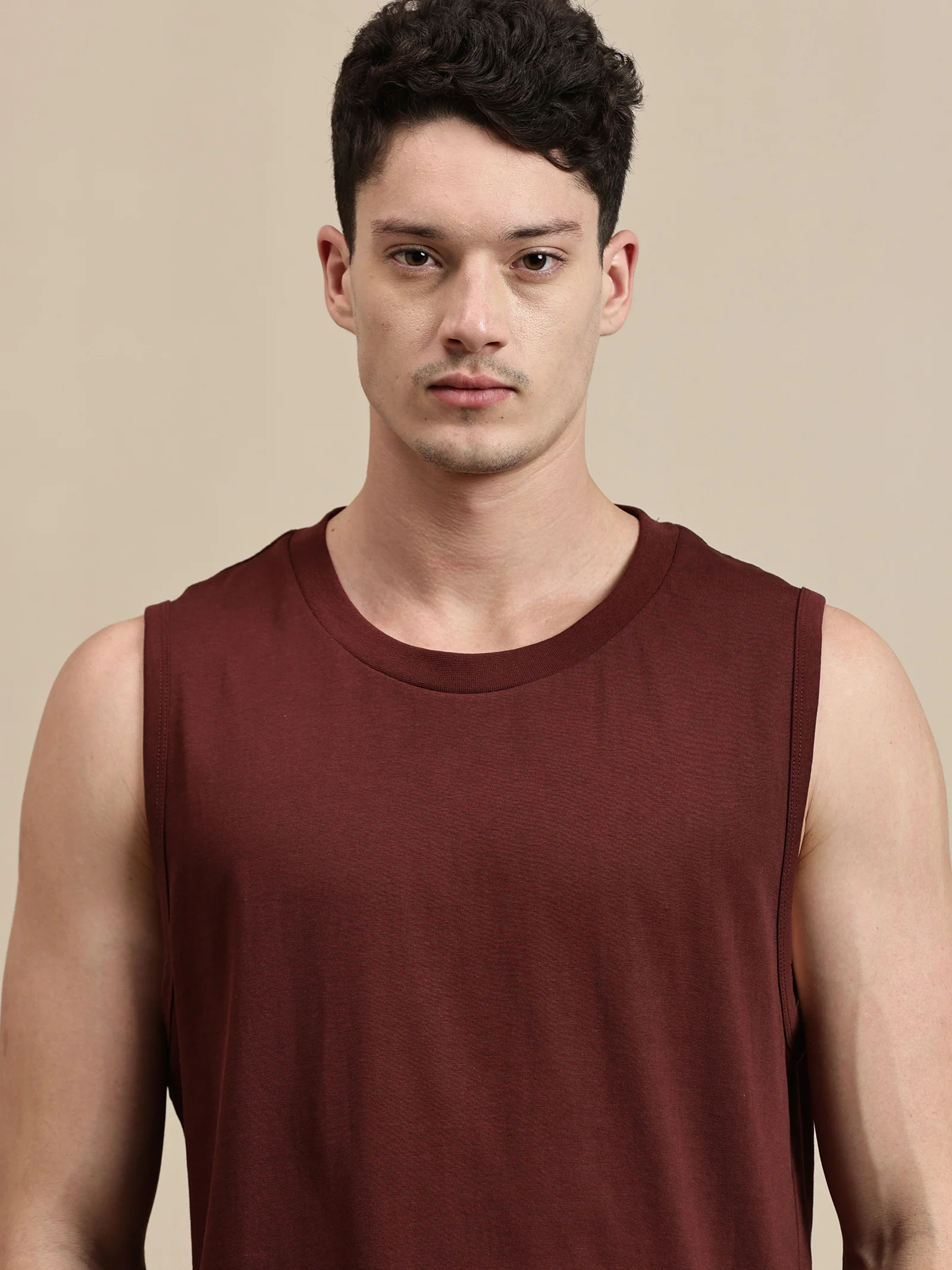 Men Burgundy Sleeveless T-Shirt - Image 5