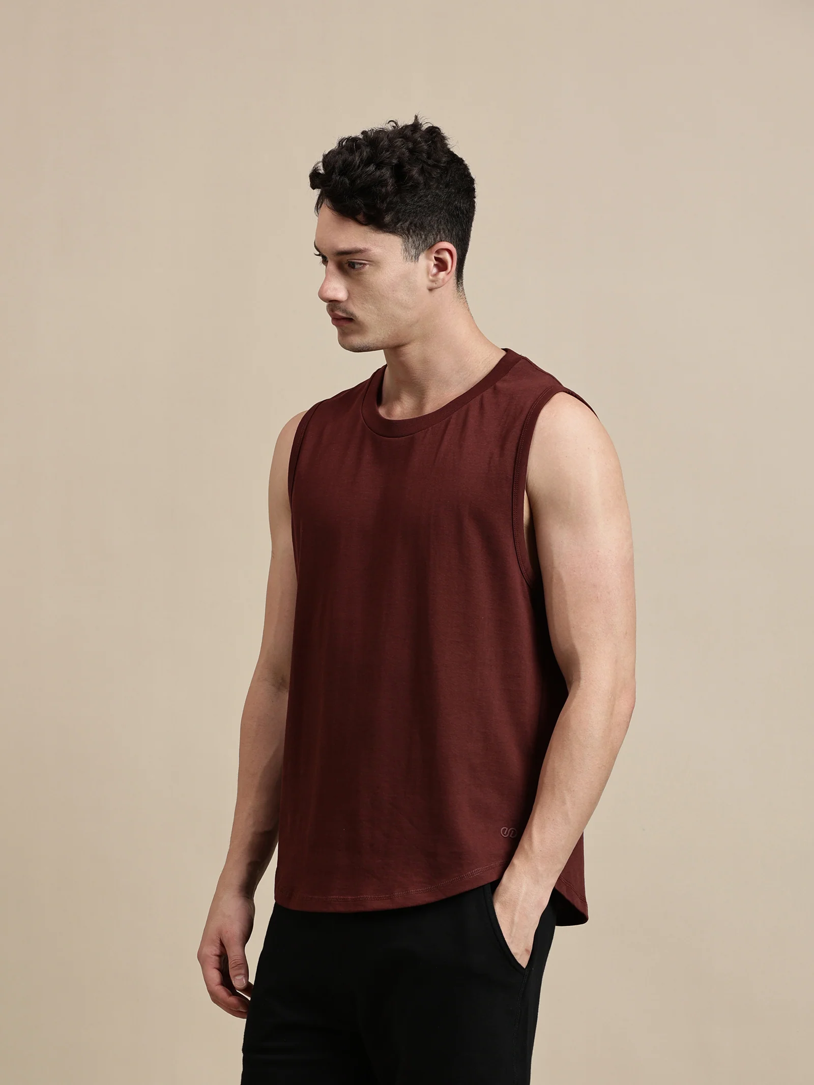 Men Burgundy Sleeveless T-Shirt - Image 6