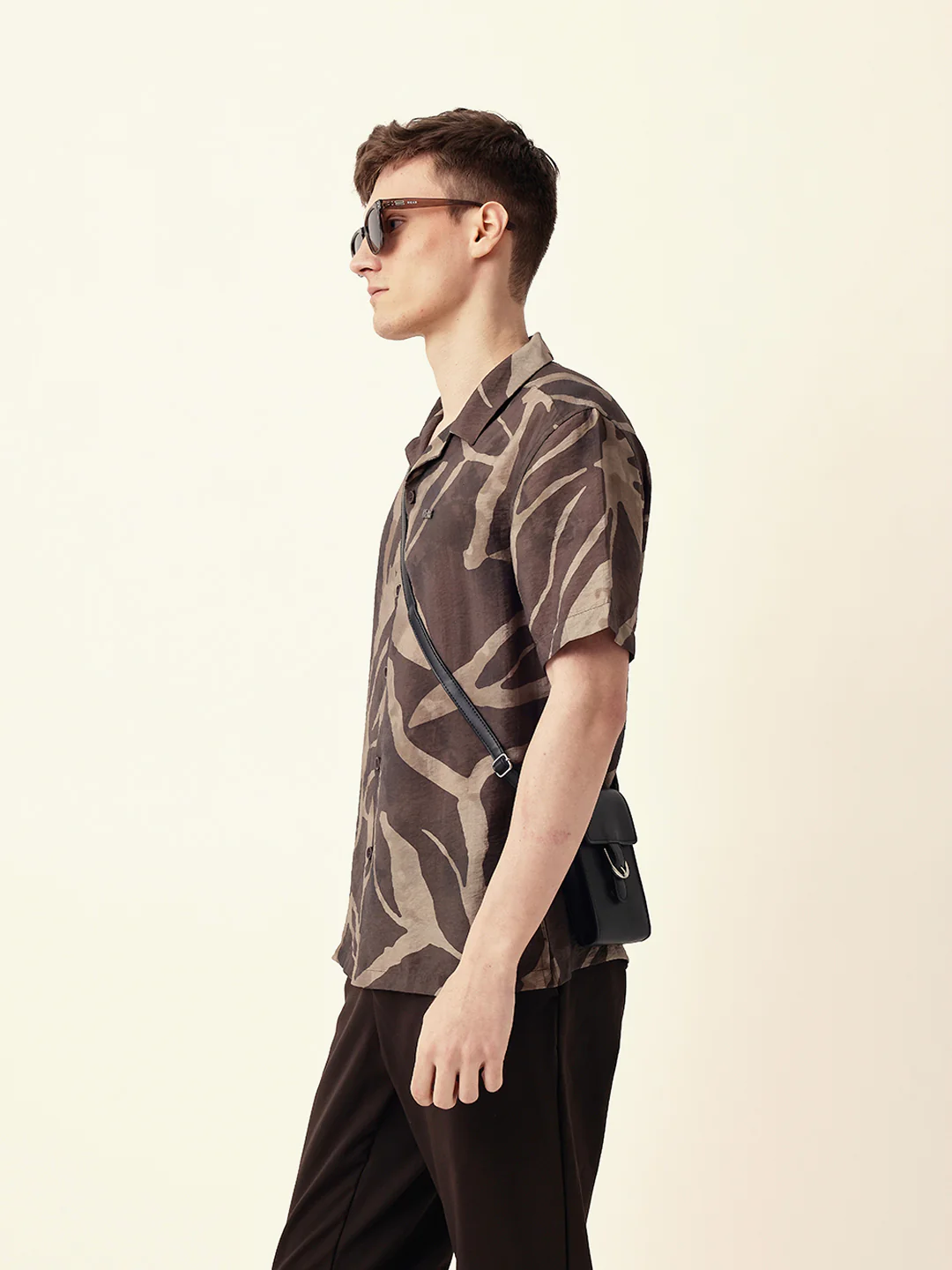 Men Casual Abstract Print Shirt - Image 3