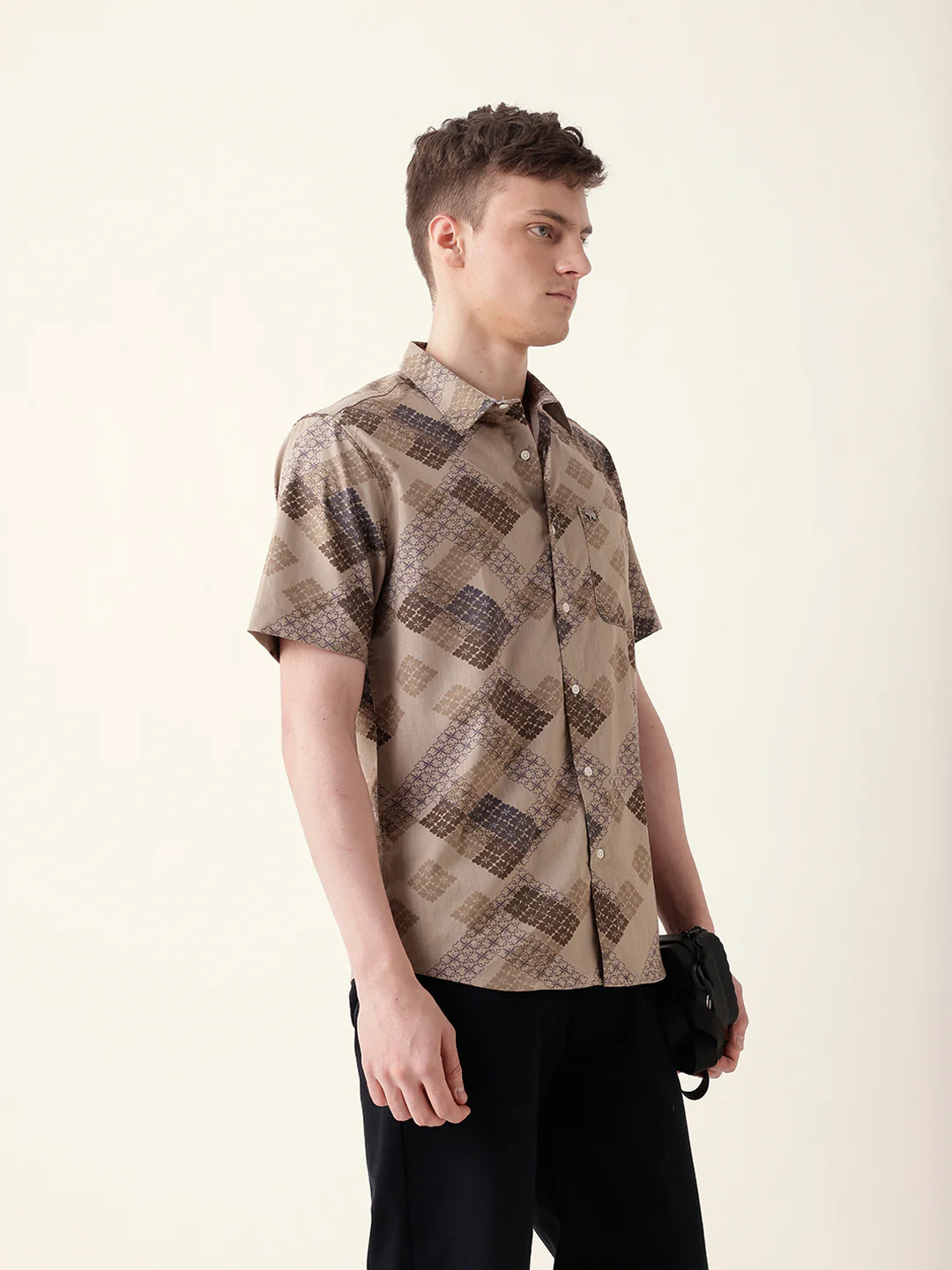 Men Casual Geometric Print Shirt - Image 5