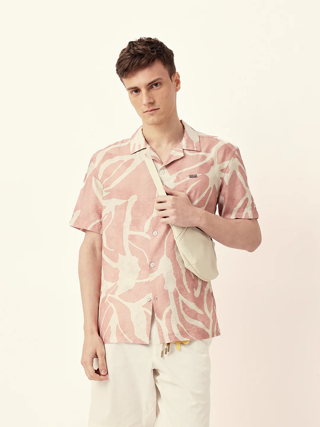 Men Casual Leaf Print Shirt - Image 4