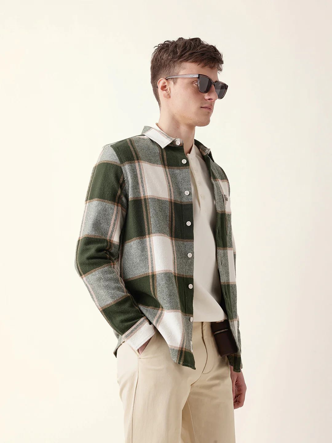 Men Casual Plaid Flannel Shirt - Image 5