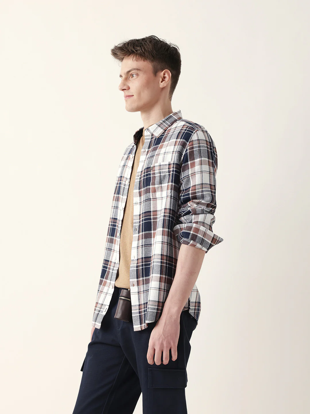 Men Casual Plaid Flannel Shirt - Image 4