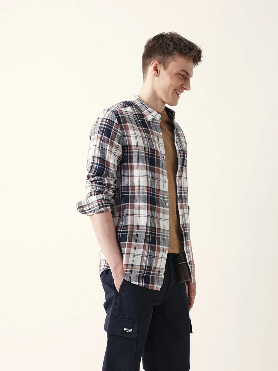 Men Casual Plaid Flannel Shirt - Image 5