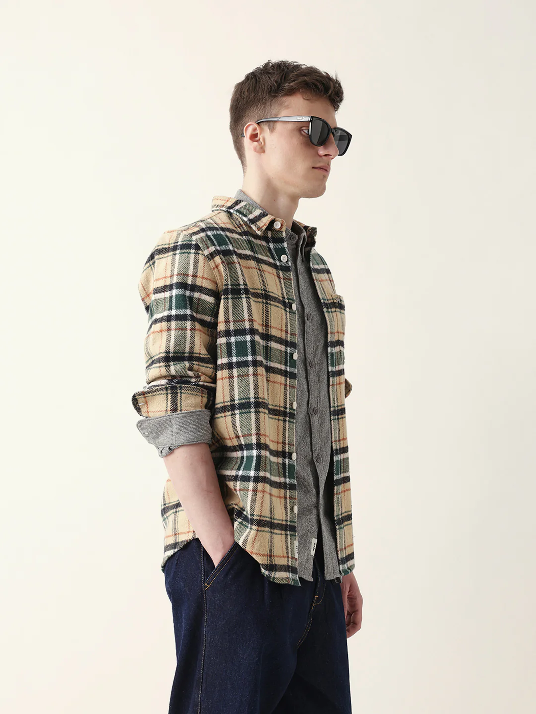 Men Casual Plaid Flannel Shirt - Image 5