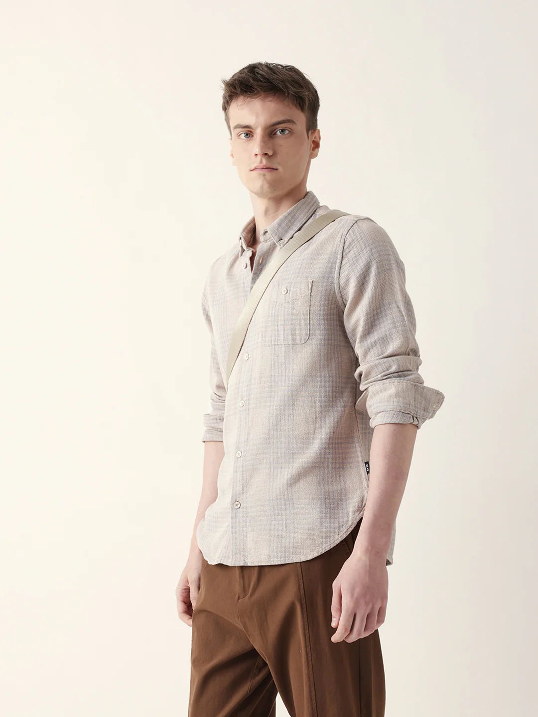 Men Casual Shirt - Image 4