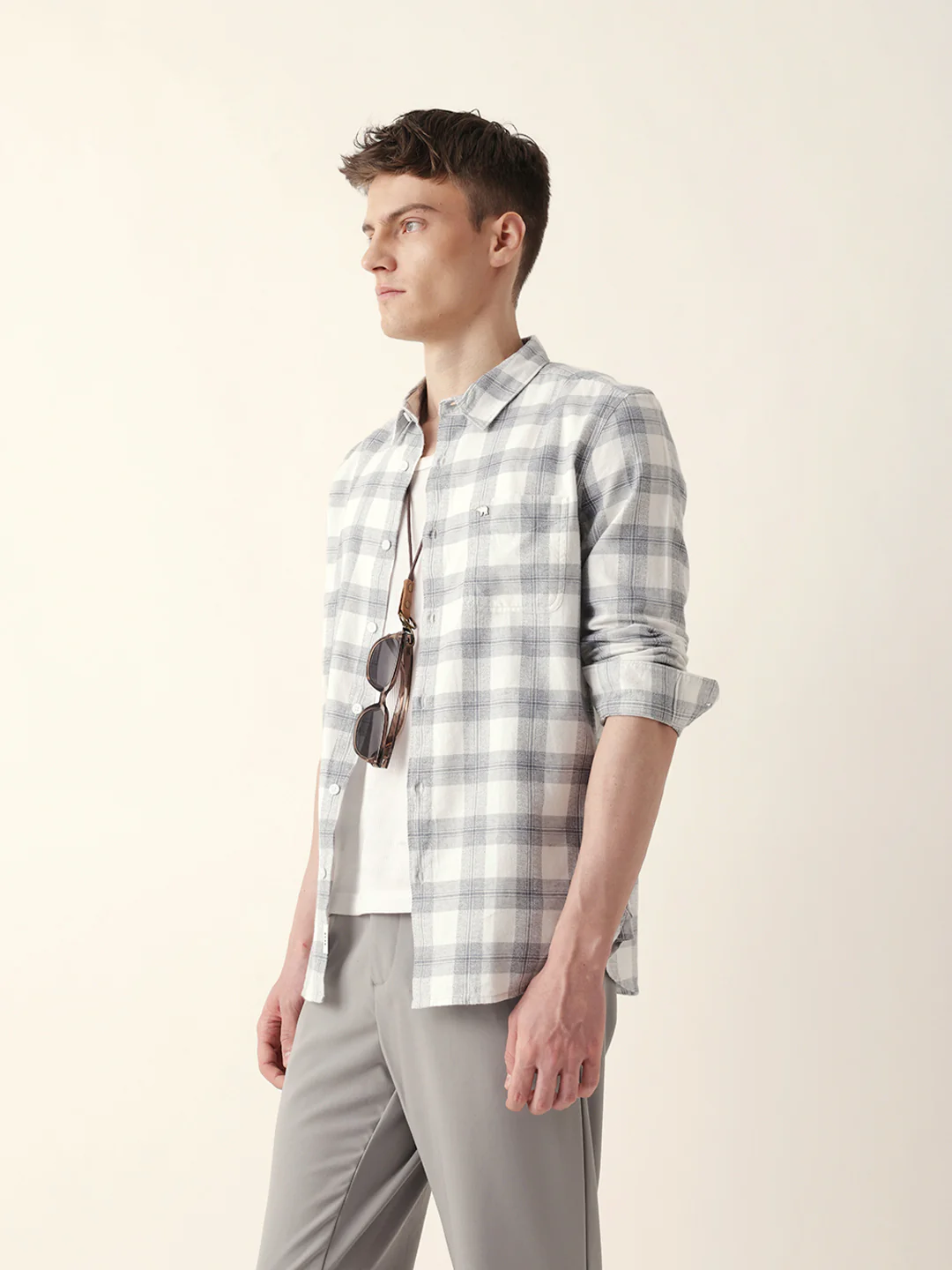Men Casual Shirt - Image 3