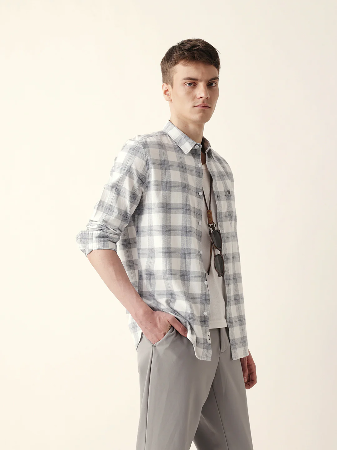 Men Casual Shirt - Image 4