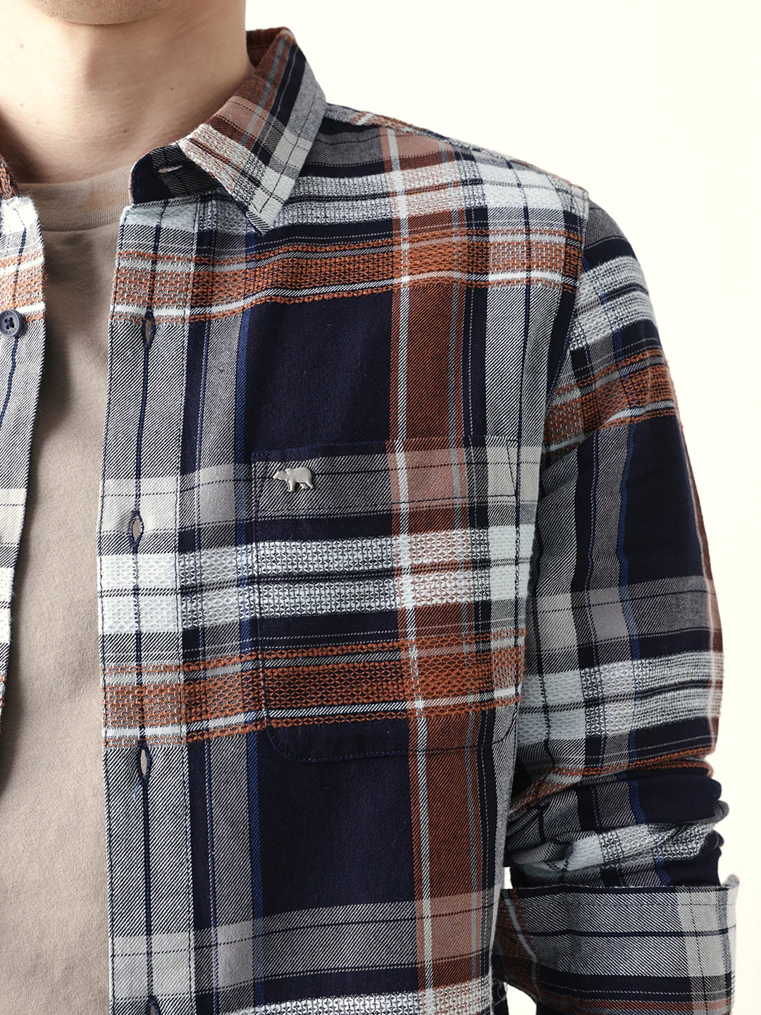 Men Casual Shirt - Image 5