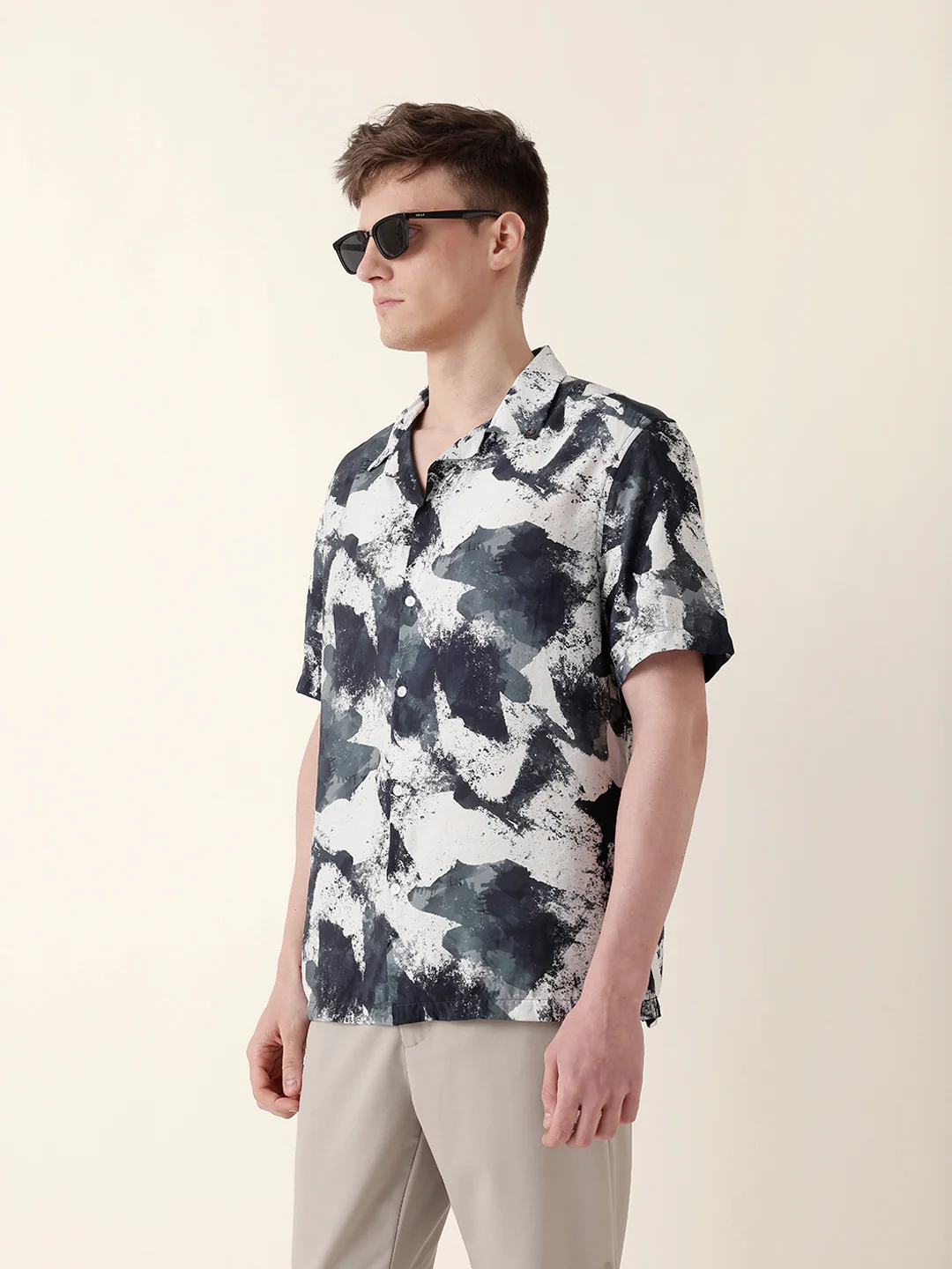 Men Casual Shirt - Image 4
