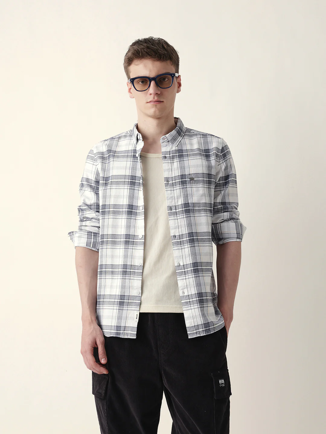 Men Casual Shirt - Image 3