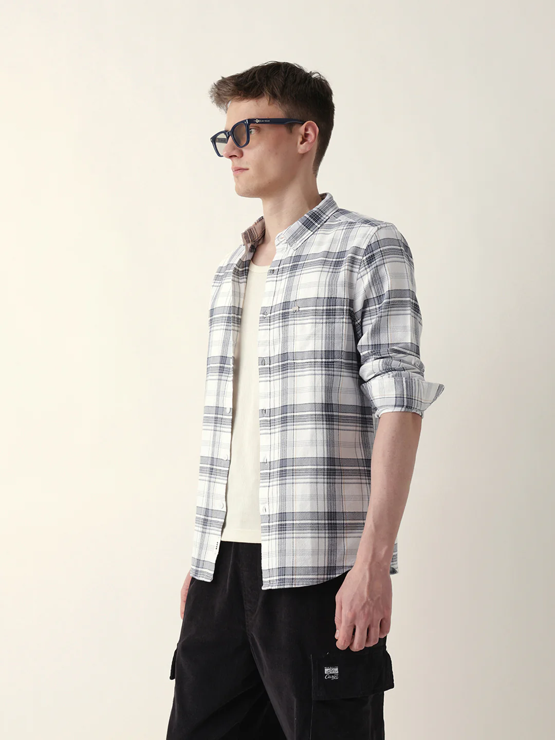 Men Casual Shirt - Image 4