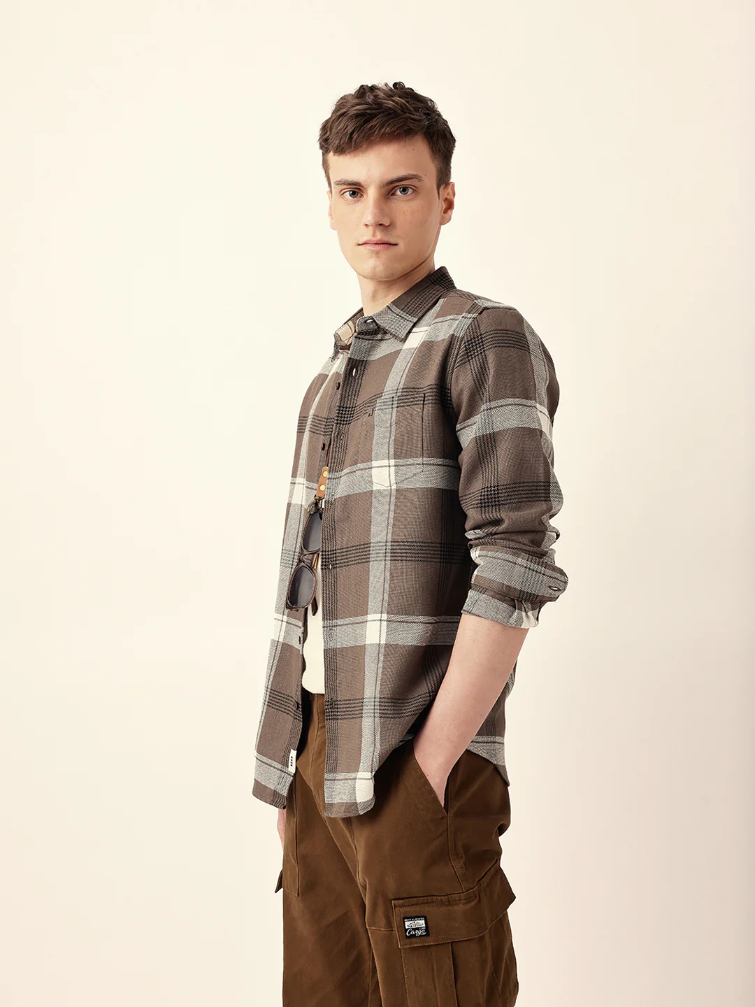 Men Casual Shirt - Image 3