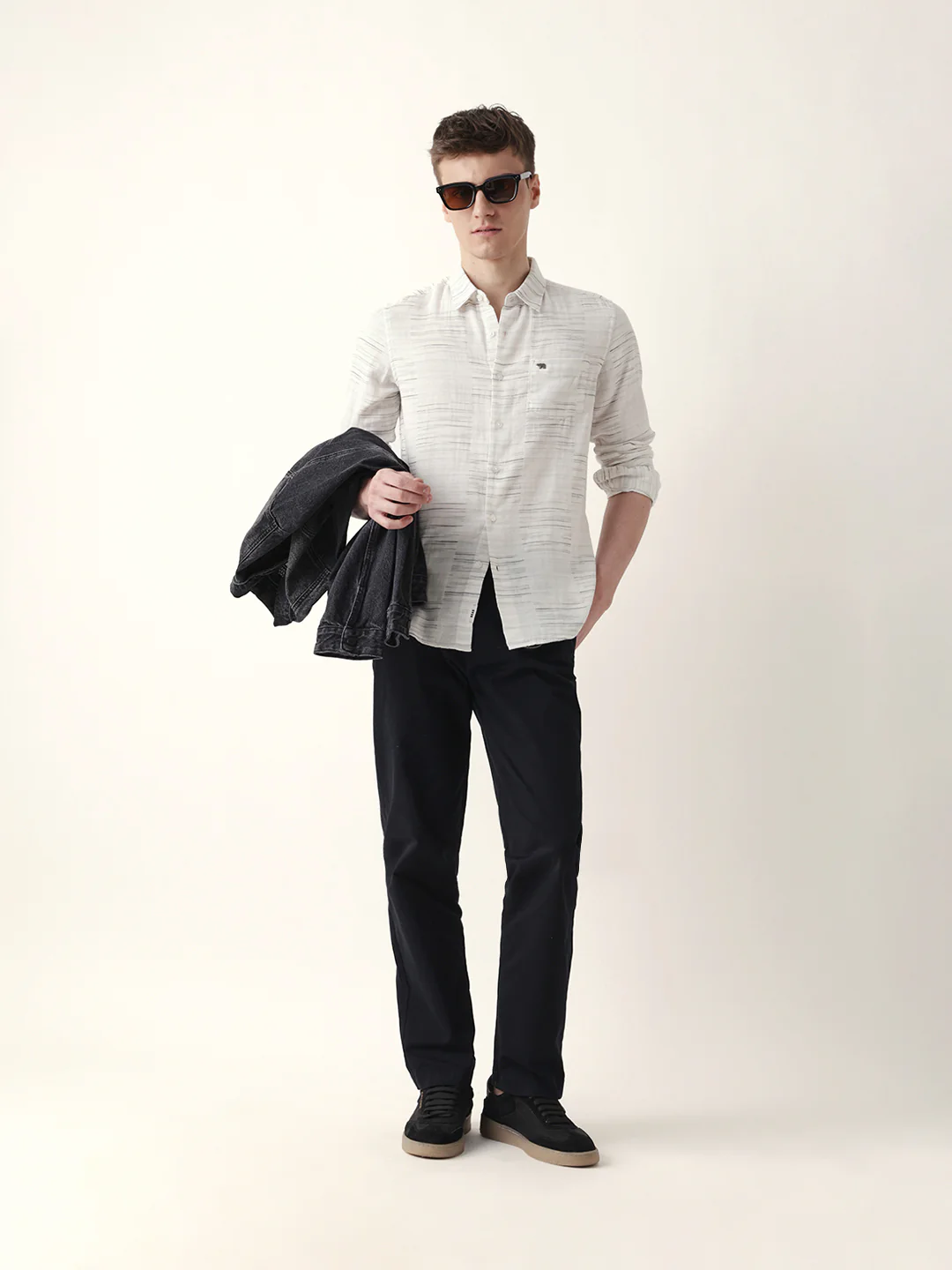 Men Casual Textured Stripe Shirt - Image 7